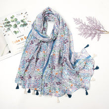 Загрузить изображение в средство просмотра галереи, Floral fringed shawl scarf
