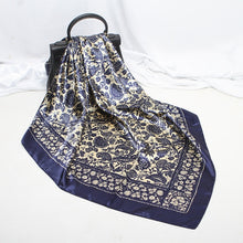 Load image into Gallery viewer, Long tulle candy shawl
