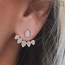Load image into Gallery viewer, Crystal flower drop earrings
