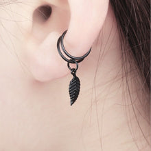 Load image into Gallery viewer, Crystal flower drop earrings
