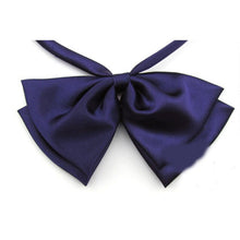 Загрузить изображение в средство просмотра галереи, Solid color silk tie
