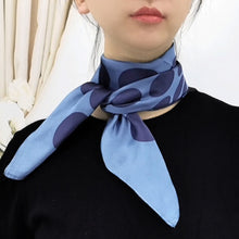 Load image into Gallery viewer, Silk print square scarf
