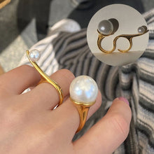 Загрузить изображение в средство просмотра галереи, Large pearl hollow exaggerated design ring
