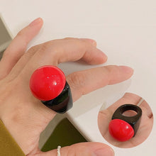 Загрузить изображение в средство просмотра галереи, Large pearl hollow exaggerated design ring
