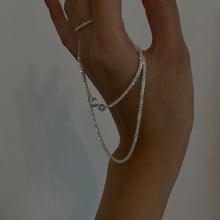 Load image into Gallery viewer, Sterling silver shiny clavicle chain
