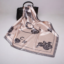 Загрузить изображение в средство просмотра галереи, 90*90 cm soft fashionable headscarf
