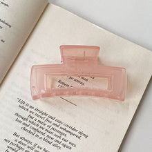 Load image into Gallery viewer, Simple style crab hair accessory
