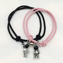 Загрузить изображение в средство просмотра галереи, 2pcs magnets attract each other couple bracelet
