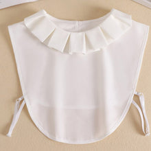 Load image into Gallery viewer, Beaded detachable collar
