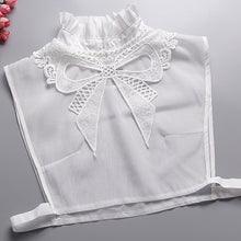 Load image into Gallery viewer, Beaded detachable collar
