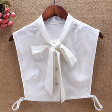 Load image into Gallery viewer, Beaded detachable collar
