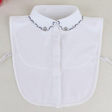 Load image into Gallery viewer, Beaded detachable collar
