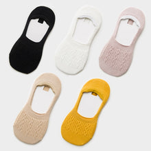 Загрузить изображение в средство просмотра галереи, 5 pairs of cotton silicone non-slip slippers socks
